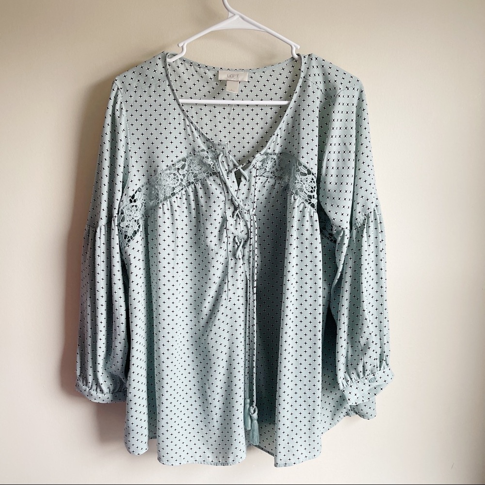 Loft Blue Patterned Lace Front 3/4 Sleeve Career Blouse